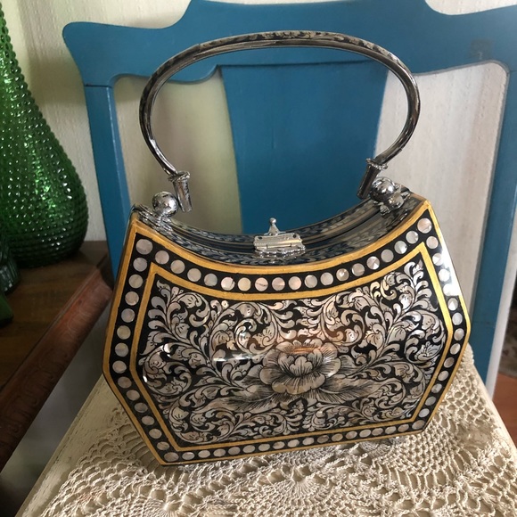 Vintage Handbags - Vintage Mother-of-Pearl Inlay Black Lacquer Wood Handbag Price FIRM